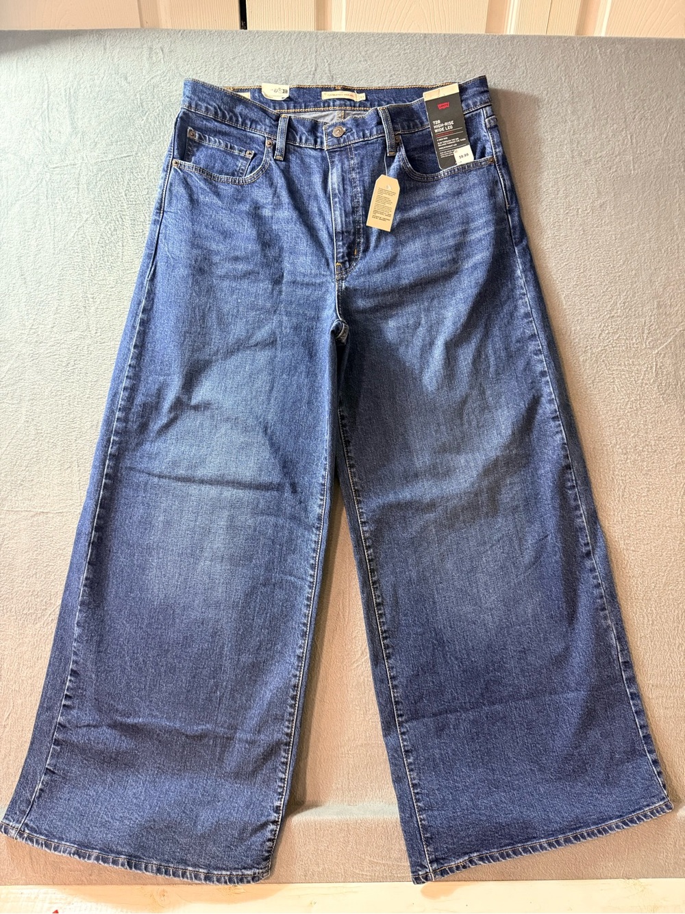 Levi's - 728 High-Rise Wide-Leg Jeans in Blue Denim